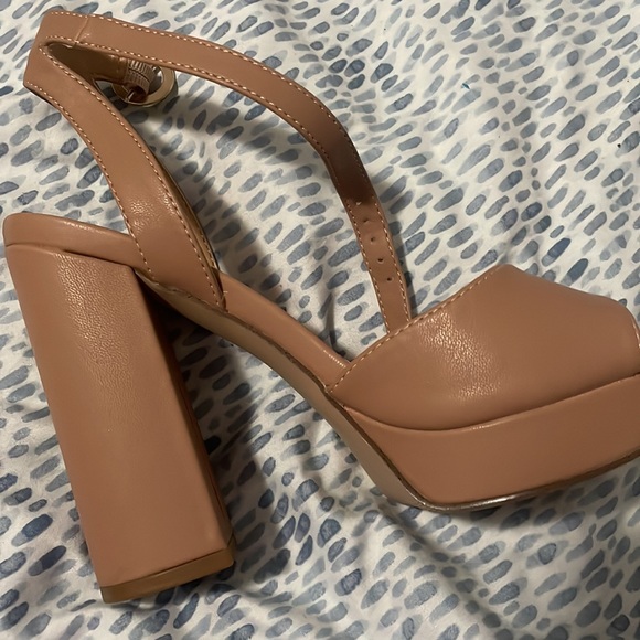 Cute platform - Picture 3 of 3